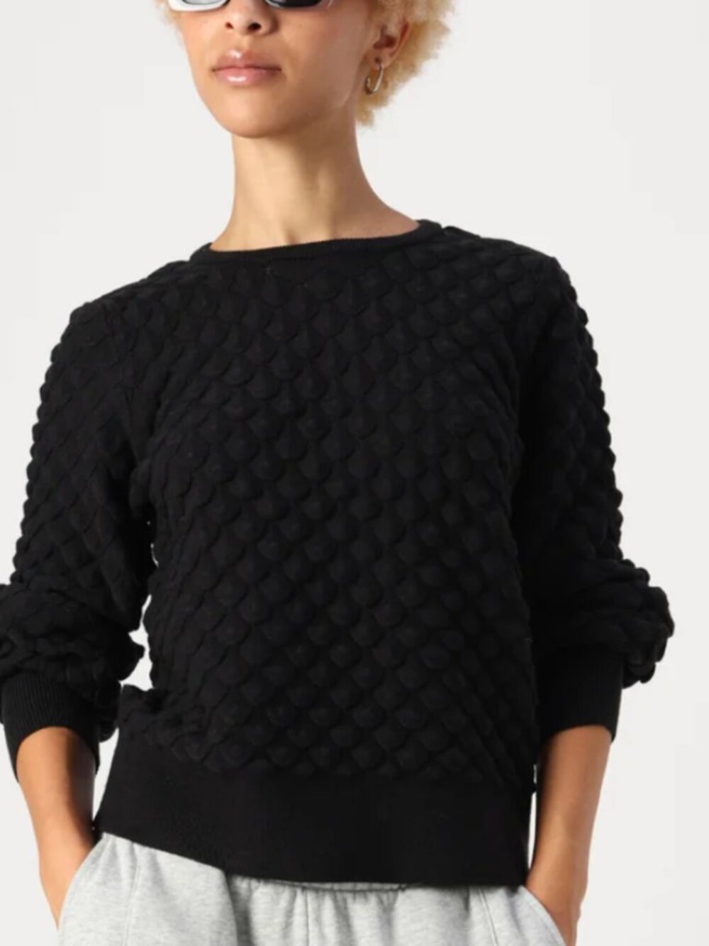 ZARA Black Lightweight Stretchy Textured Raised Pattern Black Crewneck LS Top M